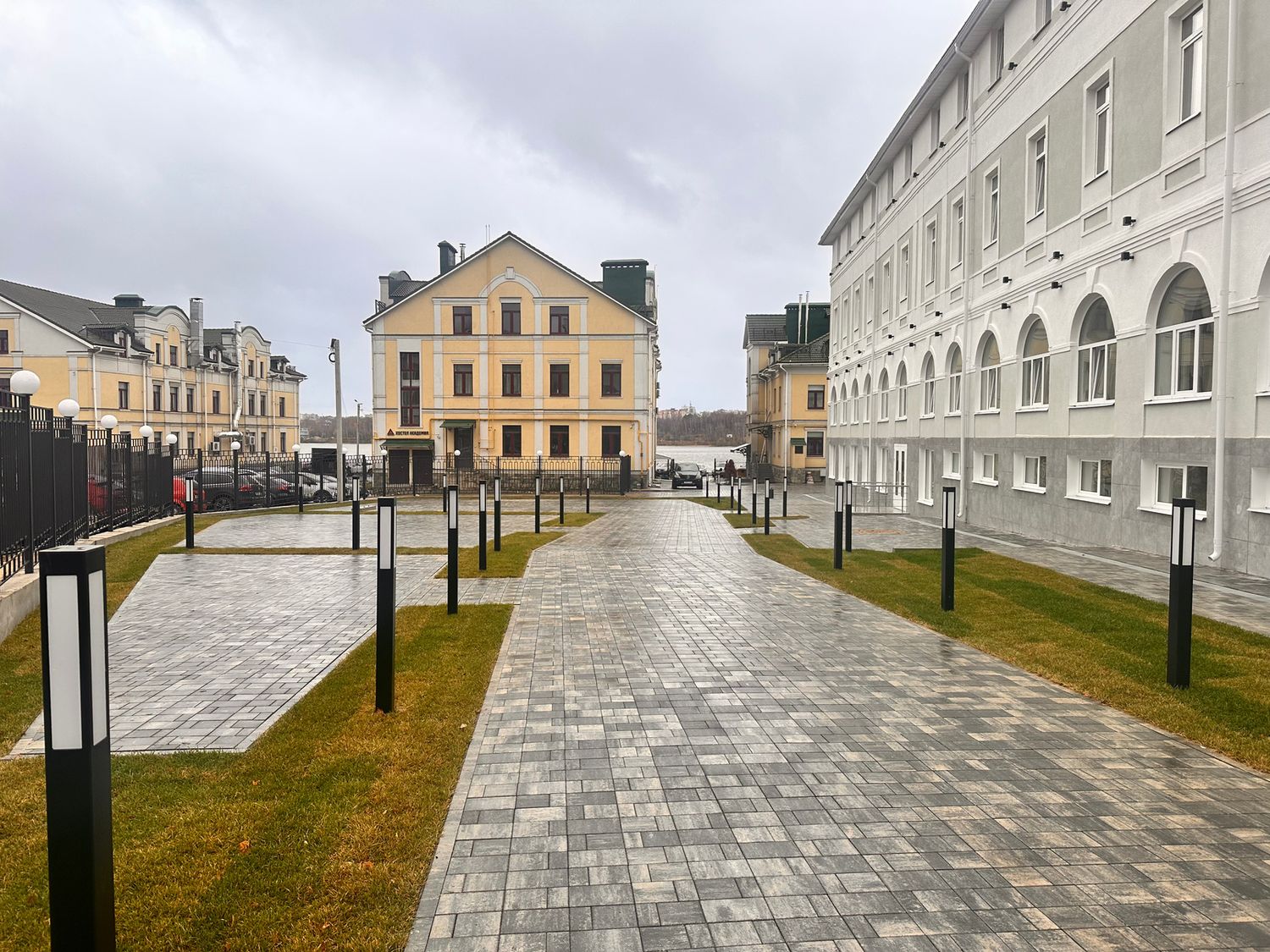 Административное здание в Костроме